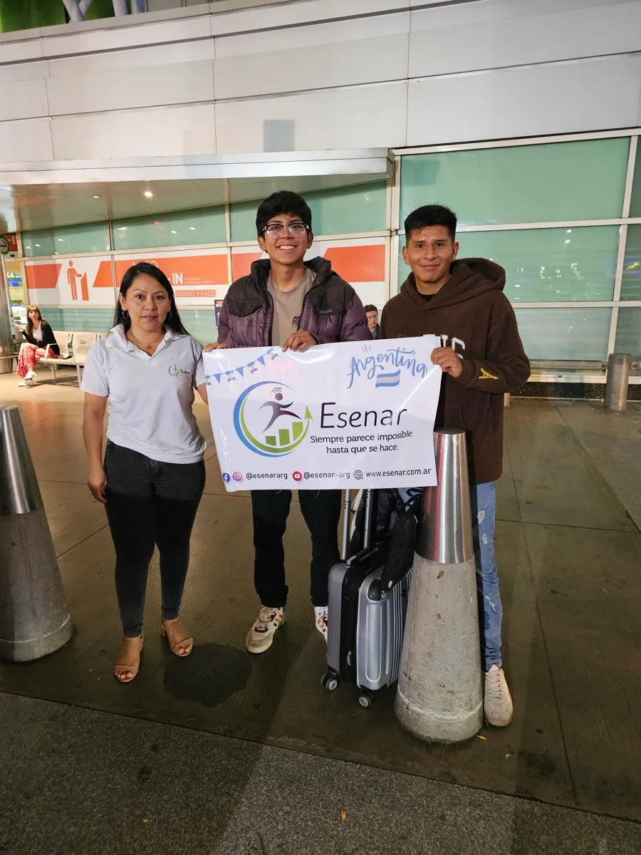 Dos jóvenes de Cusco, Perú vienen a estudiar medicina en la UNLP