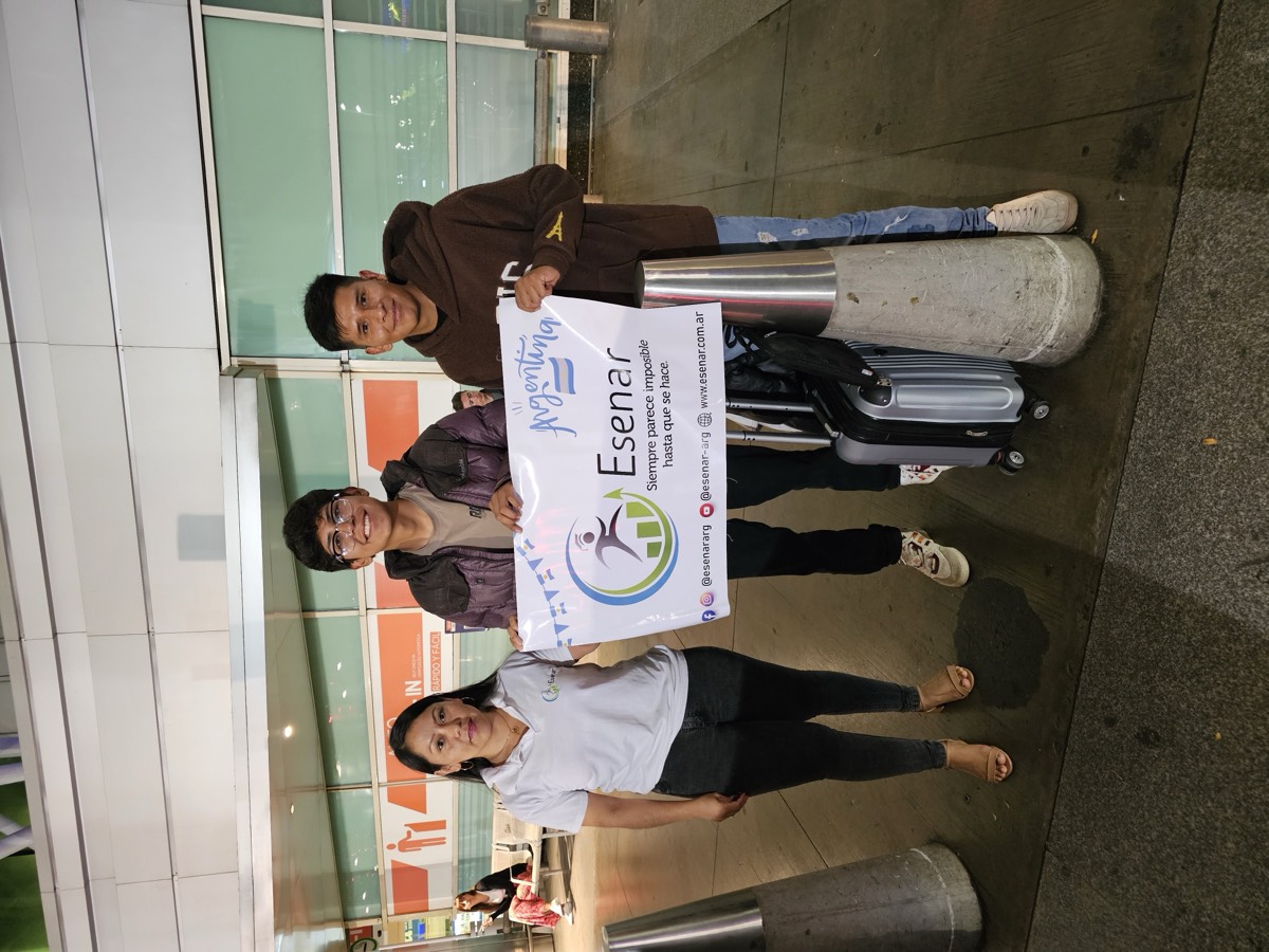 Dos jóvenes de Cusco, Perú vienen a estudiar medicina en la UNLP